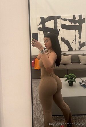 indialove Nude Leaked Photo #14