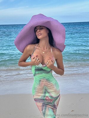 inestrocchia Nude Leaked Photo #50