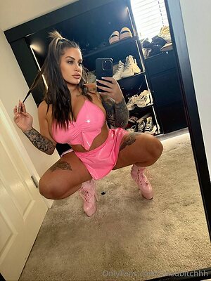 inkedbitchhh Nude Leaked Photo #15