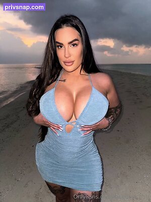 inkedbitchhh Nude Photos