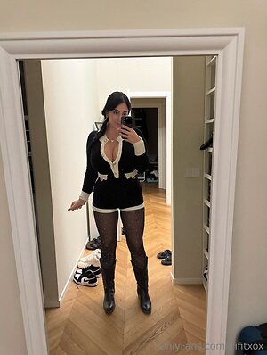irifitxox Nude Leaked Photo #24