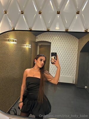 irisx hoty babe Nude Leaked Photo #19
