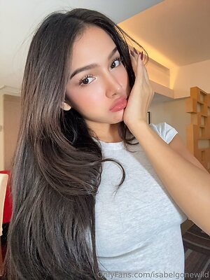 isabelgonewild Nude Leaked Photo #21
