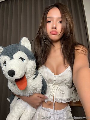 isabelgonewild Nude Leaked Photo #22
