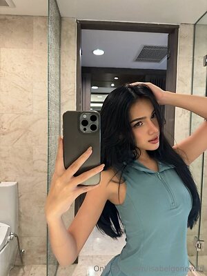 isabelgonewild Nude Leaked Photo #45