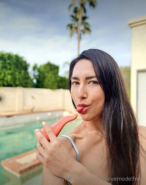 isabellovemodelfree Nude Leaked Photo #23