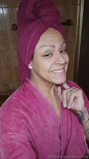 isiscarrera Nude Leaked Photo #28