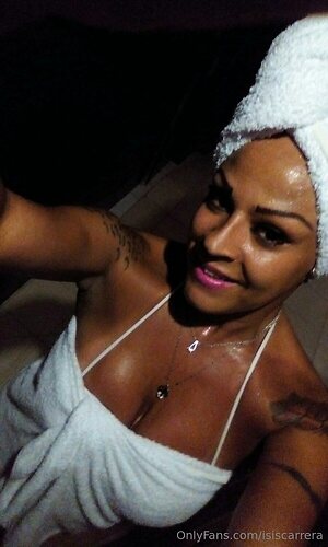 isiscarrera Nude Leaked Photo #38