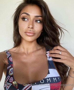 islandgirlangelina Nude Leaked Photo #13