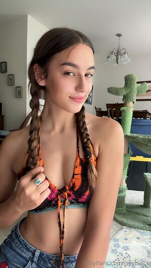 issyblack Nude Leaked Photo #39