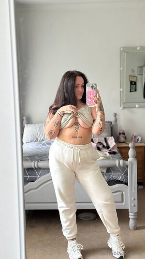 its sofiablack Nude Leaked Photo #8