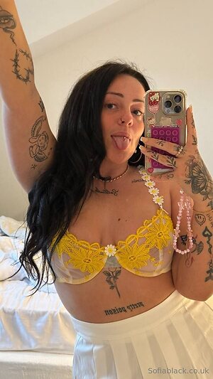 its sofiablack Nude Leaked Photo #17