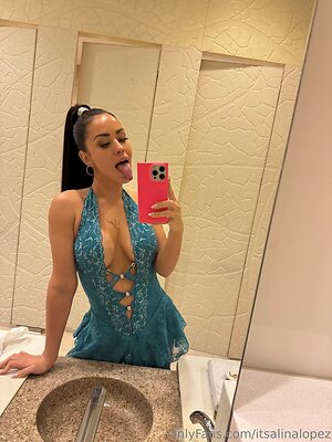 itsalinalopez Nude Leaked Photo #25