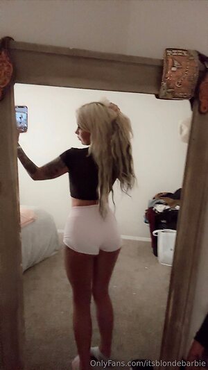 itsblondebarbie Nude Leaked Photo #2