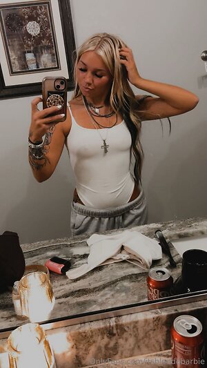 itsblondebarbie Nude Leaked Photo #10