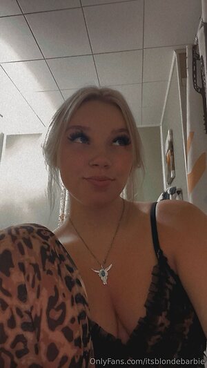 itsblondebarbie Nude Leaked Photo #12