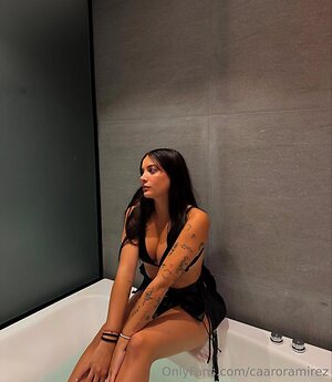 itscarohub Nude Leaked Photo #2