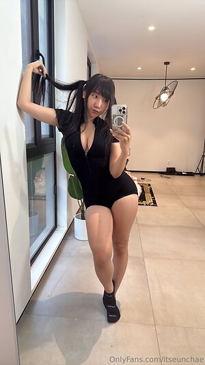 itseunchae Nude Leaked Photo #12