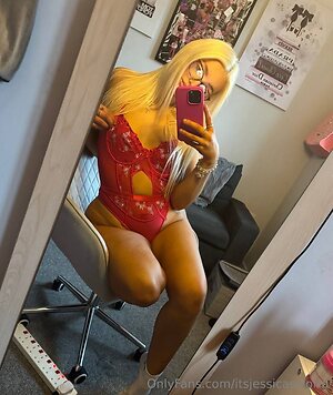 itsjessicasworld Nude Leaked Photo #3