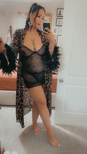 itsme valirie Nude Leaked Photo #15