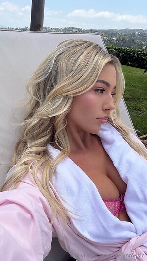 jadelynmusic Nude Leaked Photo #13