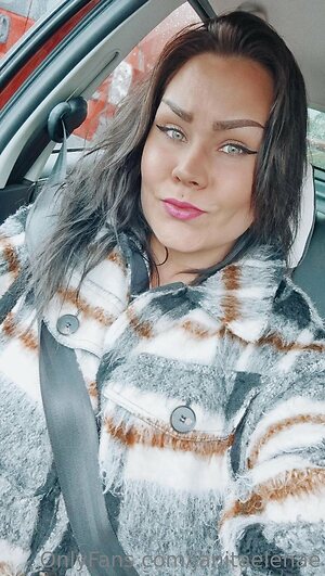 janitaelenae Nude Leaked Photo #7