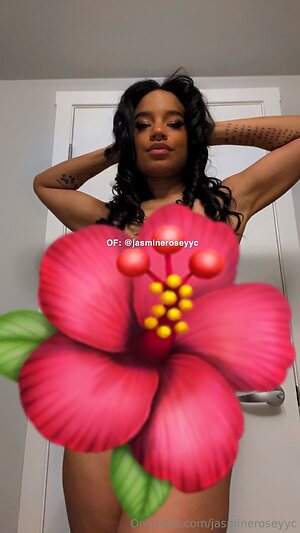 jasmineroseyyc Nude Leaked Photo #12