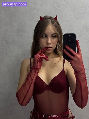 jasminesteas Nude Leaked Photo #54