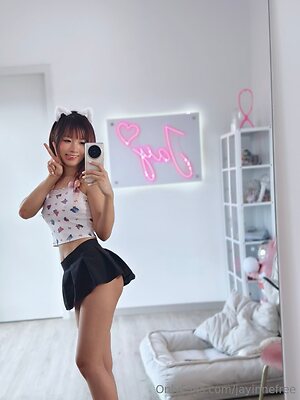 jayinnefree Nude Leaked Photo #16