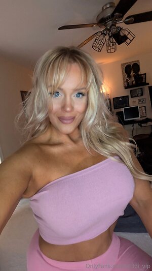 je33i vip Nude Leaked Photo #5