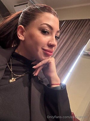 jeniferlopezz Nude Leaked Photo #11