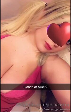 jennaastra Nude Leaked Photo #31