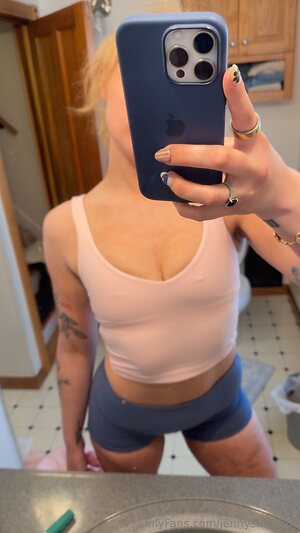 jennyslapshot Nude Leaked Photo #10