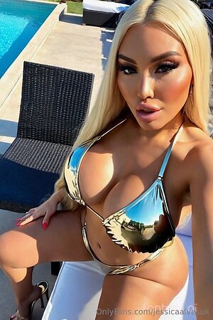 jessicaalvesuk Nude Leaked Photo #16