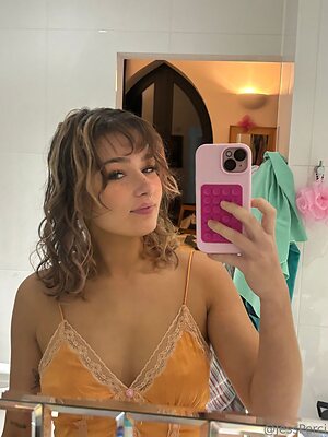 jessperci Nude Leaked Photo #9