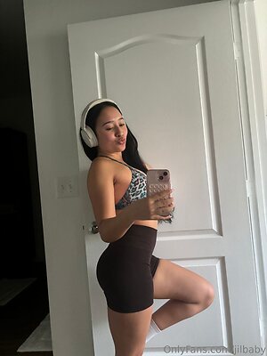 jilbaby Nude Leaked Photo #9
