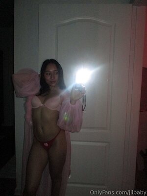 jilbaby Nude Leaked Photo #19