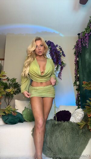 jordanamanda23 Nude Leaked Photo #10