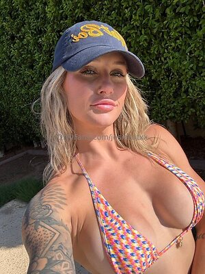 josiecatxx Nude Leaked Photo #17