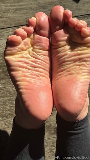 joyfullfeet