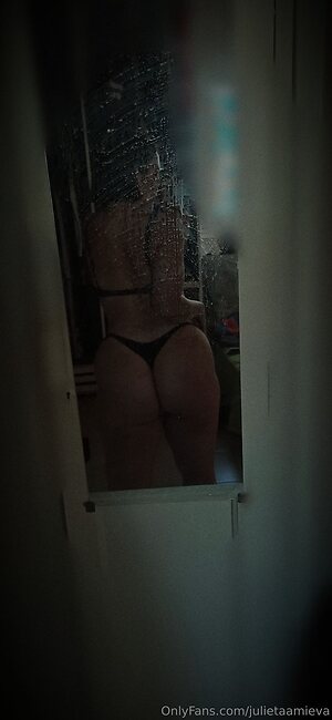julietaamieva Nude Leaked Photo #10