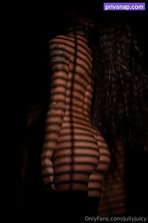 jullyjuicy Nude Leaked Photo #29