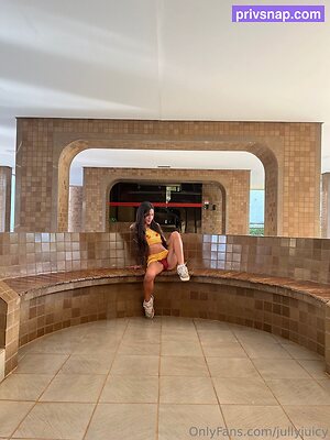 jullyjuicy Nude Leaked Photo #41