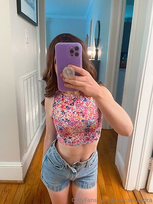 junecassandra Nude Leaked Photo #27