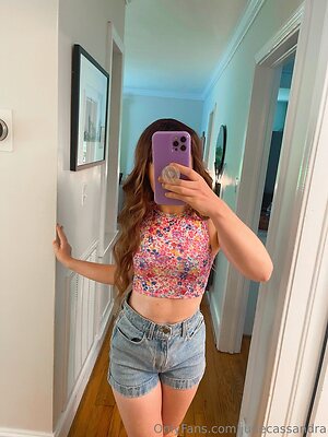 junecassandra Nude Leaked Photo #32