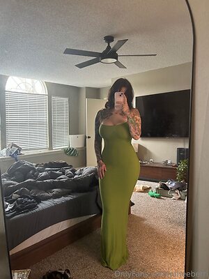 juneeberri Nude Leaked Photo #13