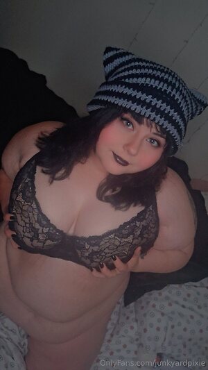 junkyardpixie Nude Leaked Photo #2