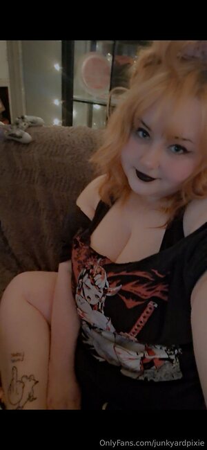 junkyardpixie Nude Leaked Photo #4