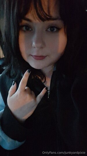 junkyardpixie Nude Leaked Photo #14