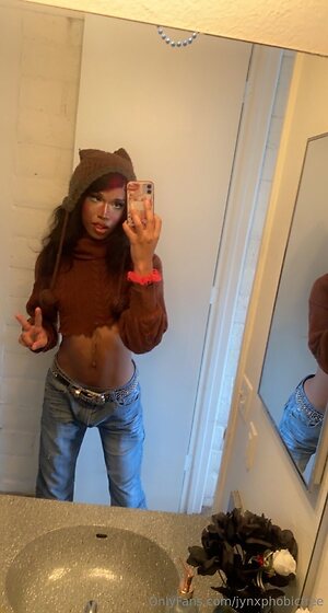 jynxfree Nude Leaked Photo #5